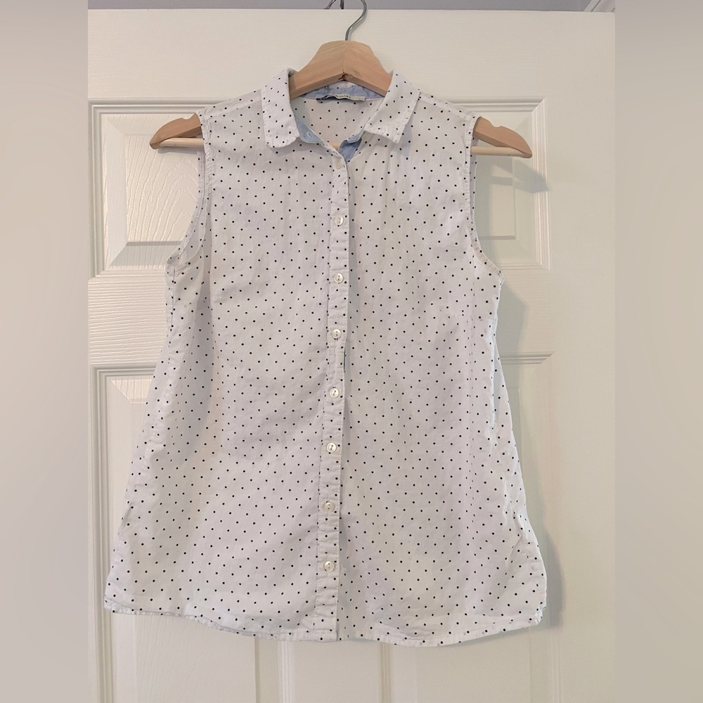 Button front Sleeveless dotted 100% cotton shirt